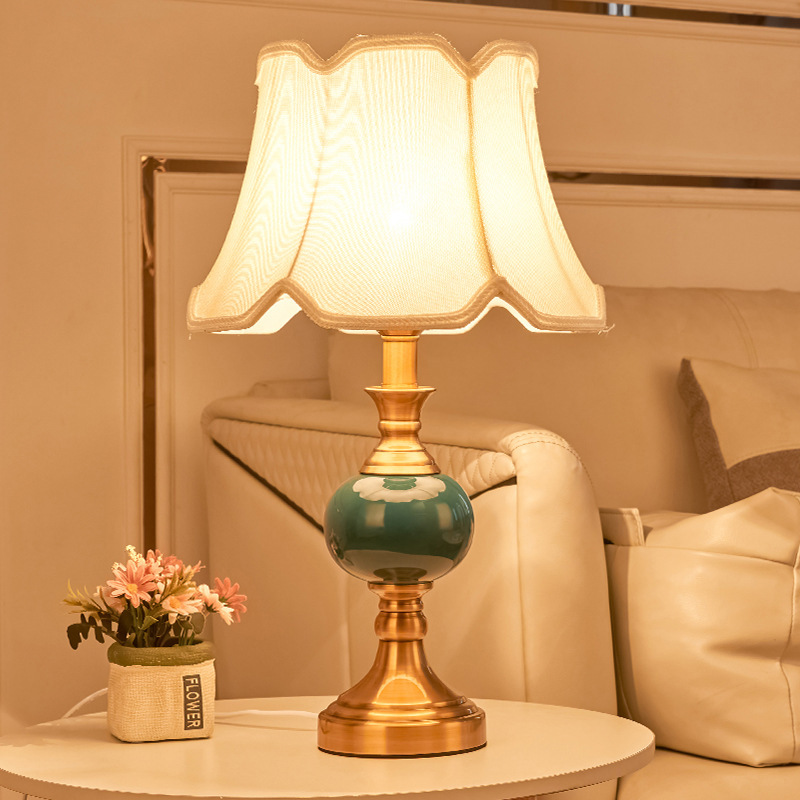 โคมไฟข้างเตียงสไตล์อเมริกันย้อ - Desk Lamp บทวิจารณ์และราคา